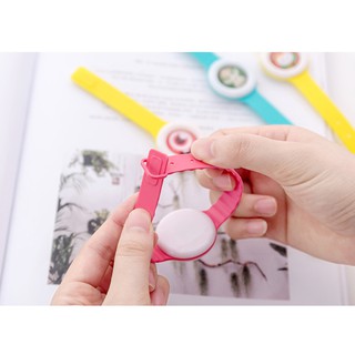 Vòng đuổi muỗi dạng đồng hồ