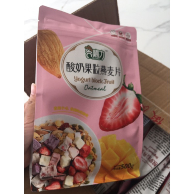 Ngũ cốc sữa chua hoa qả