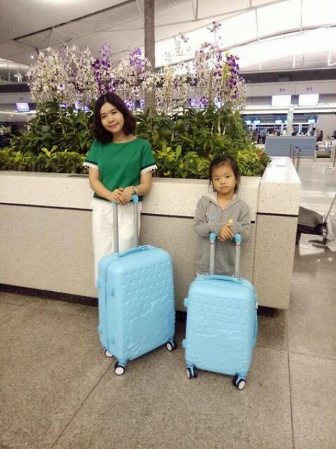 Size 24- Vali Kitty siêu dễ thương