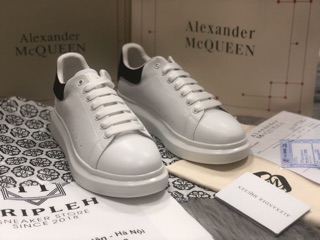 Alexander Mcqueen