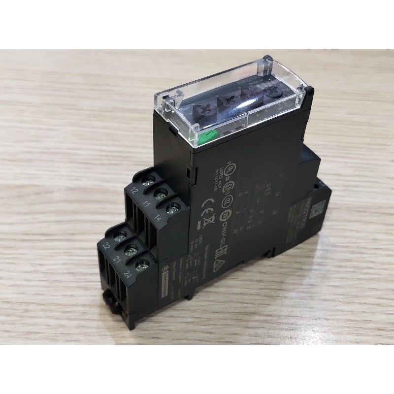 Relay bảo vệ pha RM22TR33 Schneider