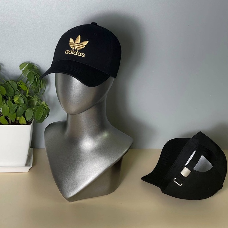 mũ nón lưỡi trai thêu chữ nổi 3D Adidas màu trắng logo đen siêu hót freesize dành cho cả nam và nữ