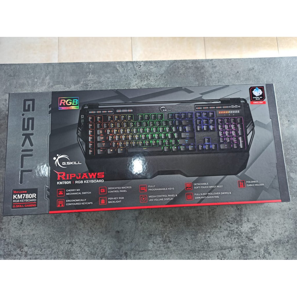 Bàn phím cơ G.Skill Ripjaws KM780R RGB