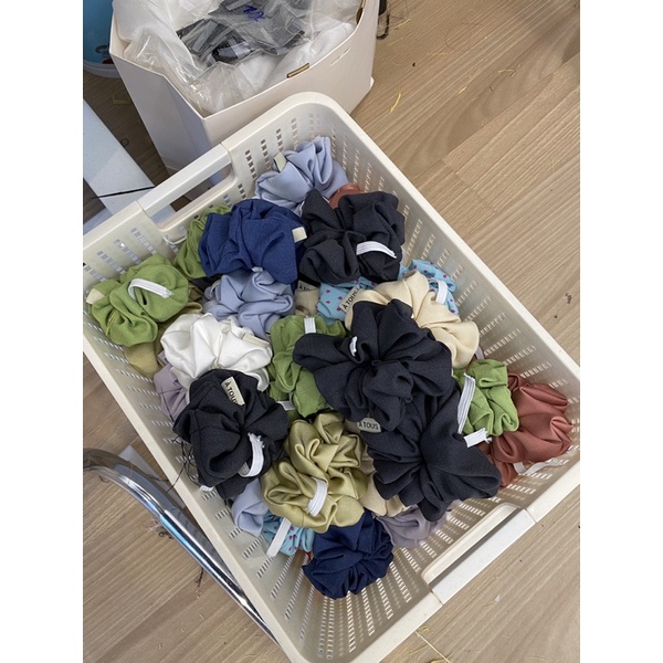 Handmade Scrunchies - Scrunchies thủ công nhiều màu sắc, hoạ tiết bất kì