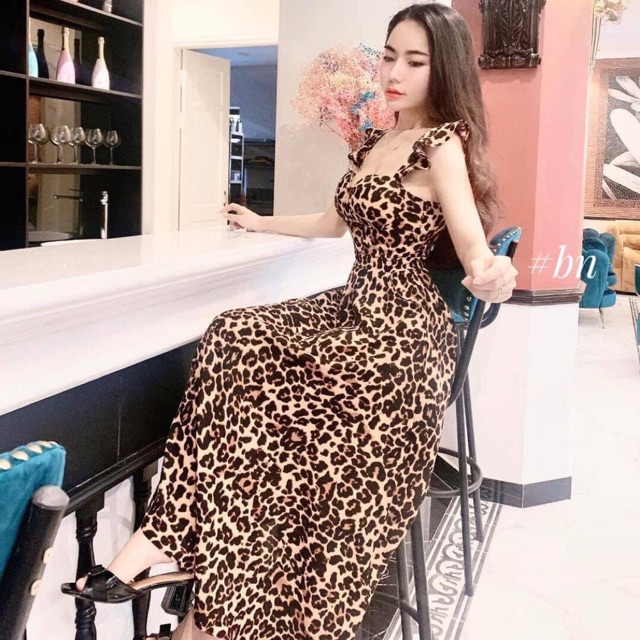 Đầm maxi hoạ tiết da beo tay cánh tiên