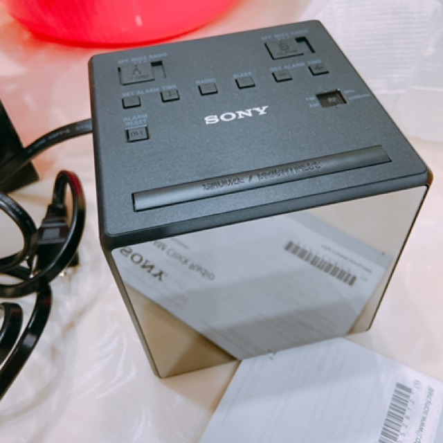 Đồng hồ báo thức kiêm Radio Sony SONY ICF-C1T chính hãng 100%