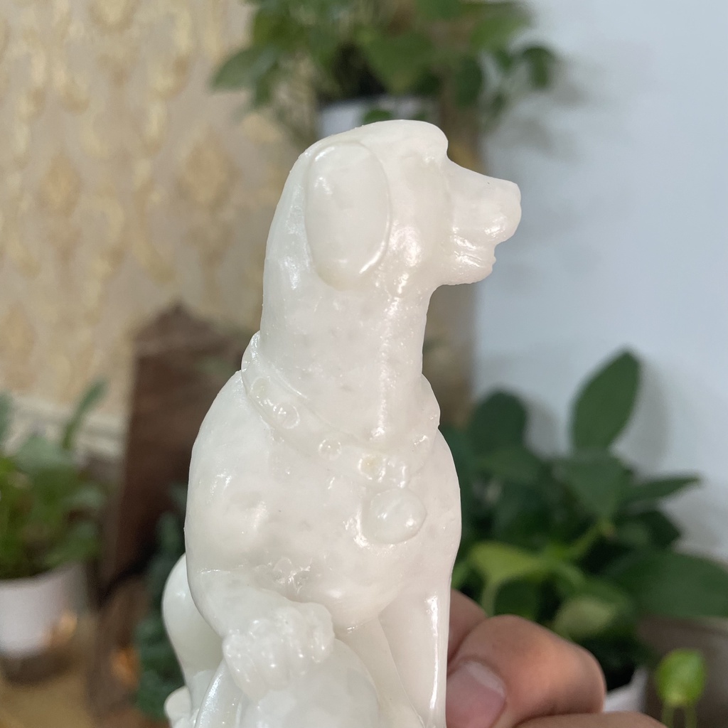 Tượng đá trang trí phong thủy nhà cửa bàn làm việc - tượng chó phong thủy- Cao 10cm - đá trắng