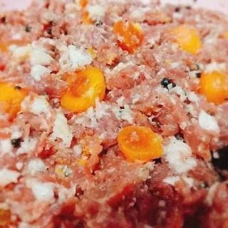 lạp xưởng trứng muối cai lậy