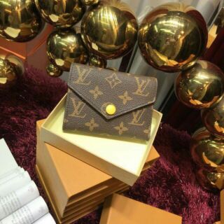 Ví lv mini bấm cúc màu 
Hàng full box
