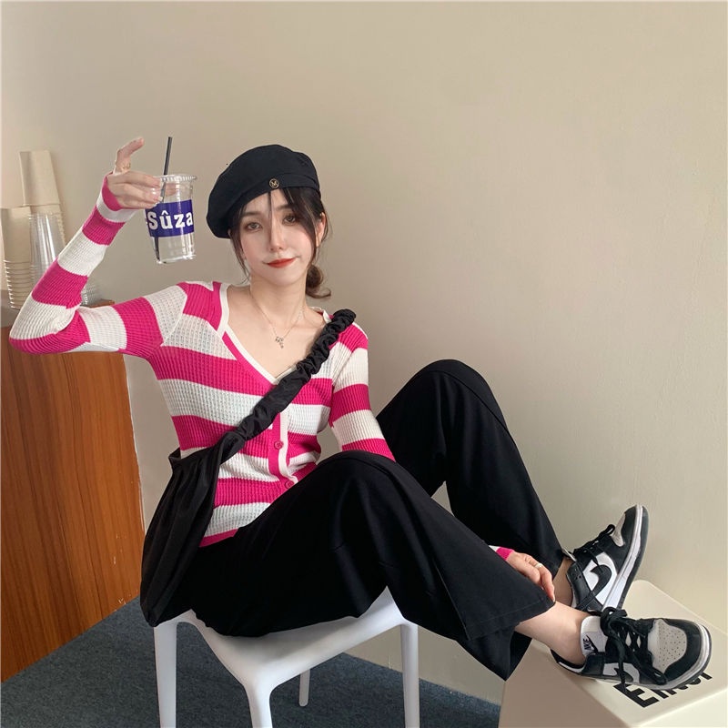 Áo Len Nữ Tay Dài Cổ Chữ V Kẻ Sọc Ngang Thời Trang