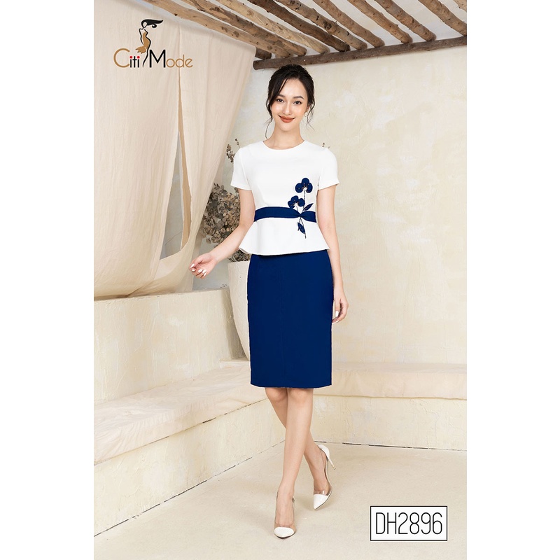 Đầm ôm công sở peplum trắng phối xanh than đính hoa cao cấp DH2896