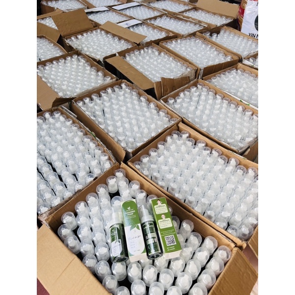Sữa rửa mặt thảo mộc xanh
