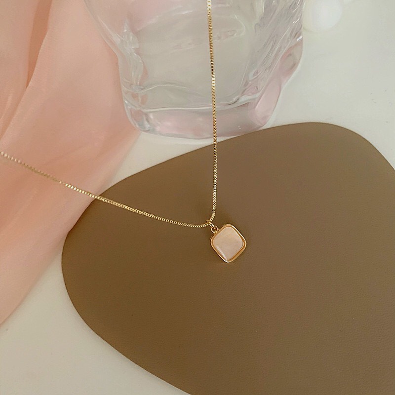 Dây Chuyền Nữ Mặt Đá Hình Vuông Rosé Accessories Phong Cách Hàn Quốc Phụ Kiện Trang Sức Thời Trang