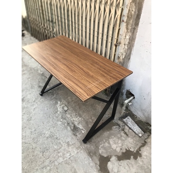 !GIÁ XƯỞNG! bàn làm việc,bàn gaming chân hình chữ k kích thước 60x120,mặt gỗ công nghiệp!