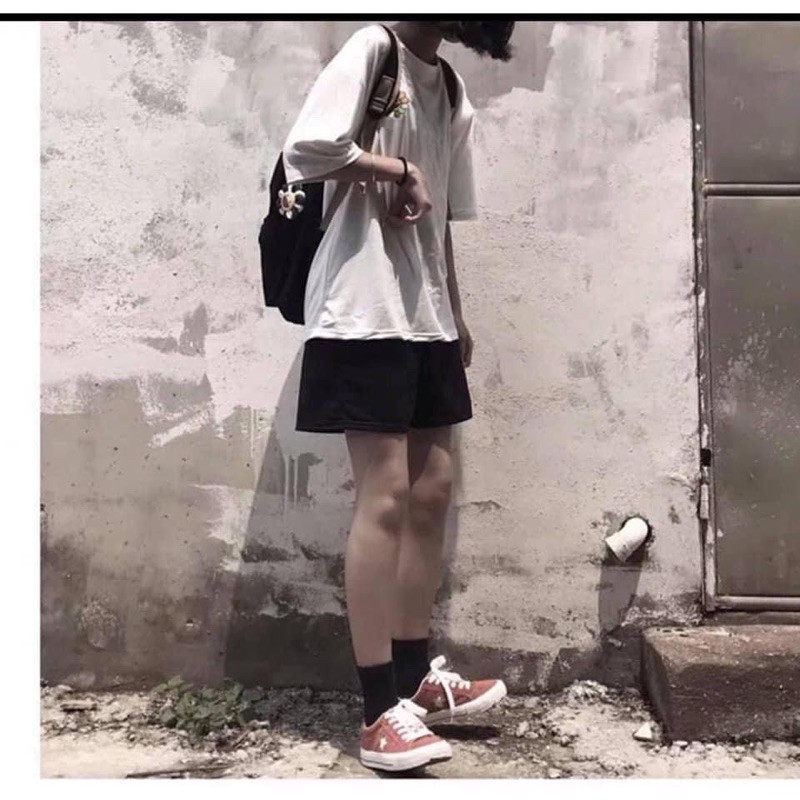 Quần đùi trơn màu đen basic , chất thun , phong cách năng động | BigBuy360 - bigbuy360.vn