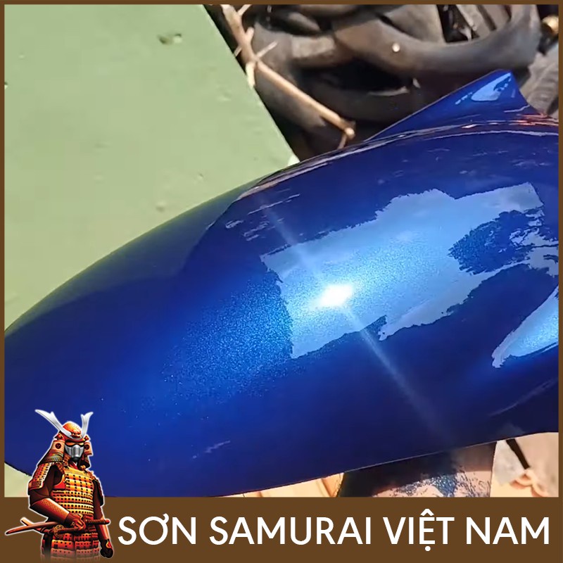 Sơn Samurai màu xanh da trời H222 chính hãng, sơn xịt dàn áo xe máy chịu nhiệt, chống nứt nẻ, kháng xăng