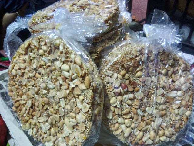 Kẹo đậu phộng mạch nha Sunflower handmade size 15cm