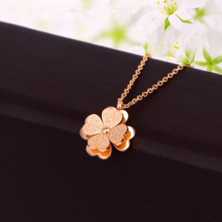 DÂY CHUYỀN TITAN HOA 4 CÁNH PHUN CÁT CỰC XINH TN142 siêu đẹp, bền màu, chuẩn thời trang