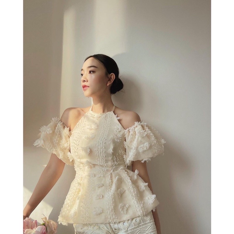 Pass áo trễ vai tay bồng tơ hoa ulzzang size m