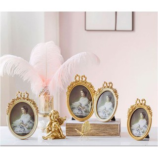 Khung ảnh bầu dục hoa văn Royal