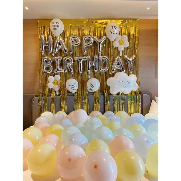 trang trí sinh nhật tại khách sạn cho nhóm bạn đi du lịch