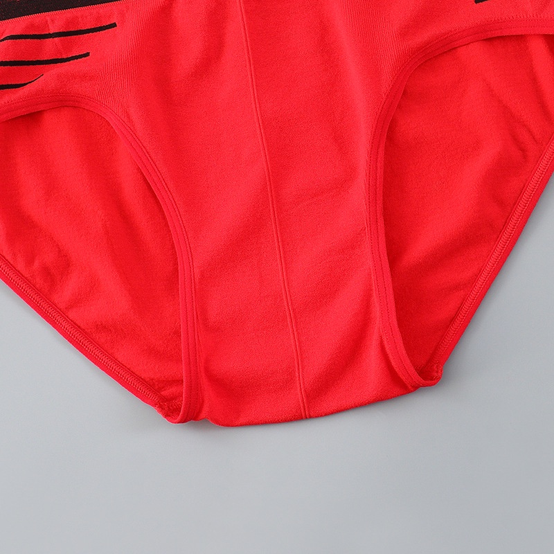 Quần lót boxer lưng vừa in chữ thoải mái không đường may thời trang cho nam