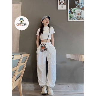 Set áo croptop ôm tay ngắn và quần jogger nữ chun ống màu trắng - CUTEZOO