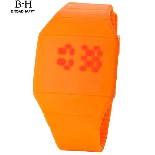 Miếng Dán Trang Trí Thiết Kế Độc Đáo Sáng TạoĐồng Hồ Đeo Tay Chính Hãng Chất Lượng⌚Đồng Hồ LED Điện Tử Dây Silicone Thời Trang