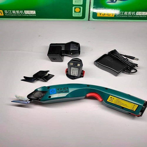 Kéo cắt vải dùng pin  thương hiệu YJ-C1