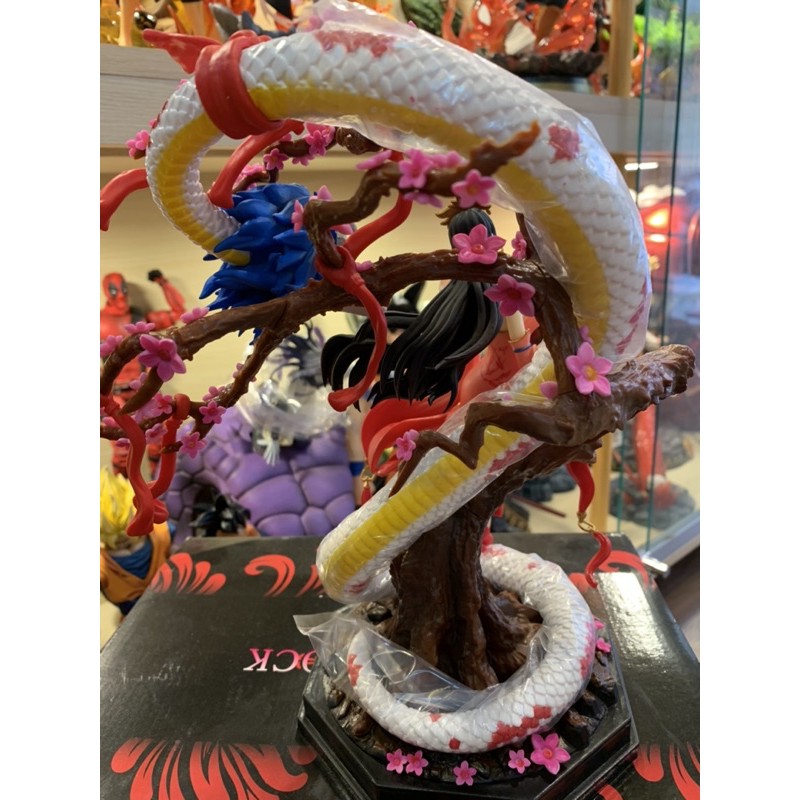 (Hết hàng) Mô hình One Piece Boa Hancock Kingdom cởi áo 30cm