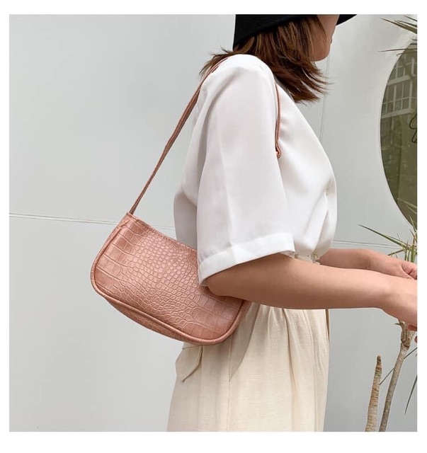 Túi kẹp nách vân da rắn hot trend