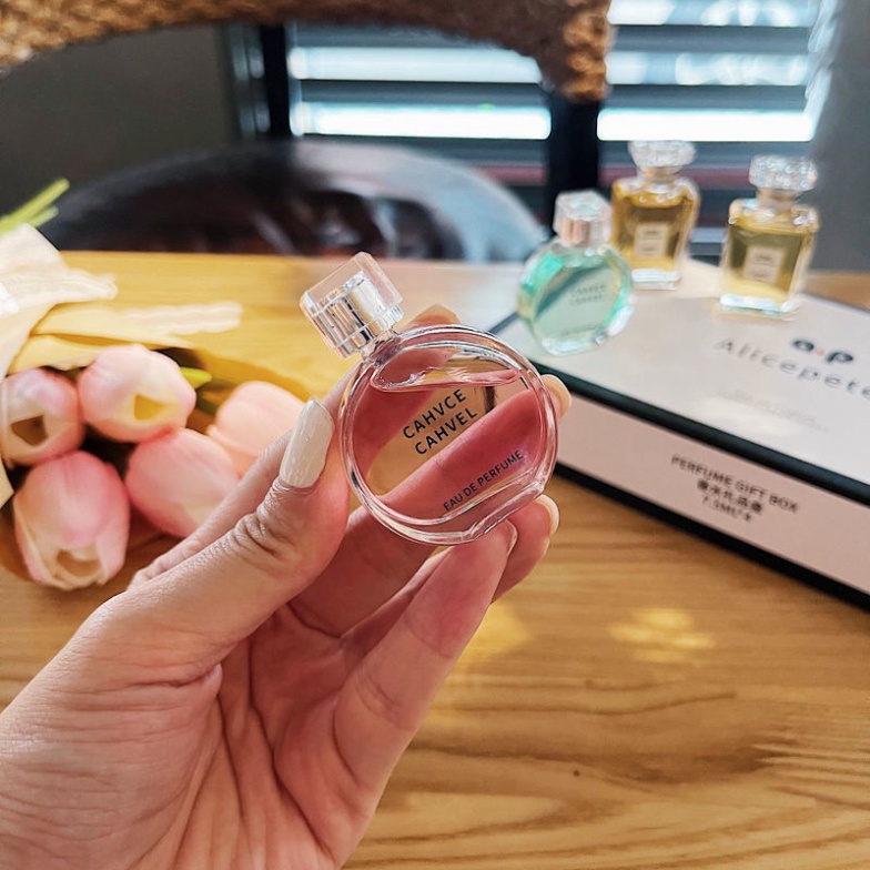 ✉☾♠Mẫu nước hoa chính hãng thương hiệu lớn Bộ hộp quà phiên bản Q kéo dài trong 72 giờ, bột cacao nữ đáp ứng Lylya Store