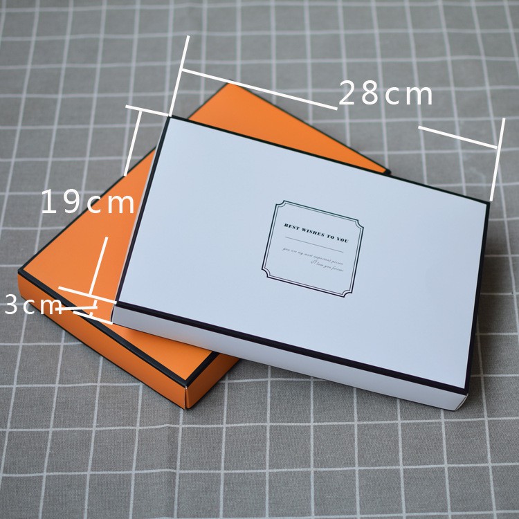 Hộp đựng quà - Hộp giấy quà tặng cỡ to