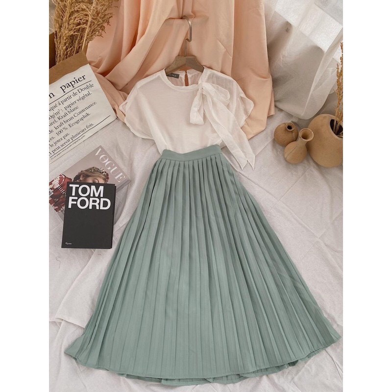 Set đầm váy  gồm chân váy xanh mint dập ly kèm sơmi trắng thắt nơ đẹp nữ tính