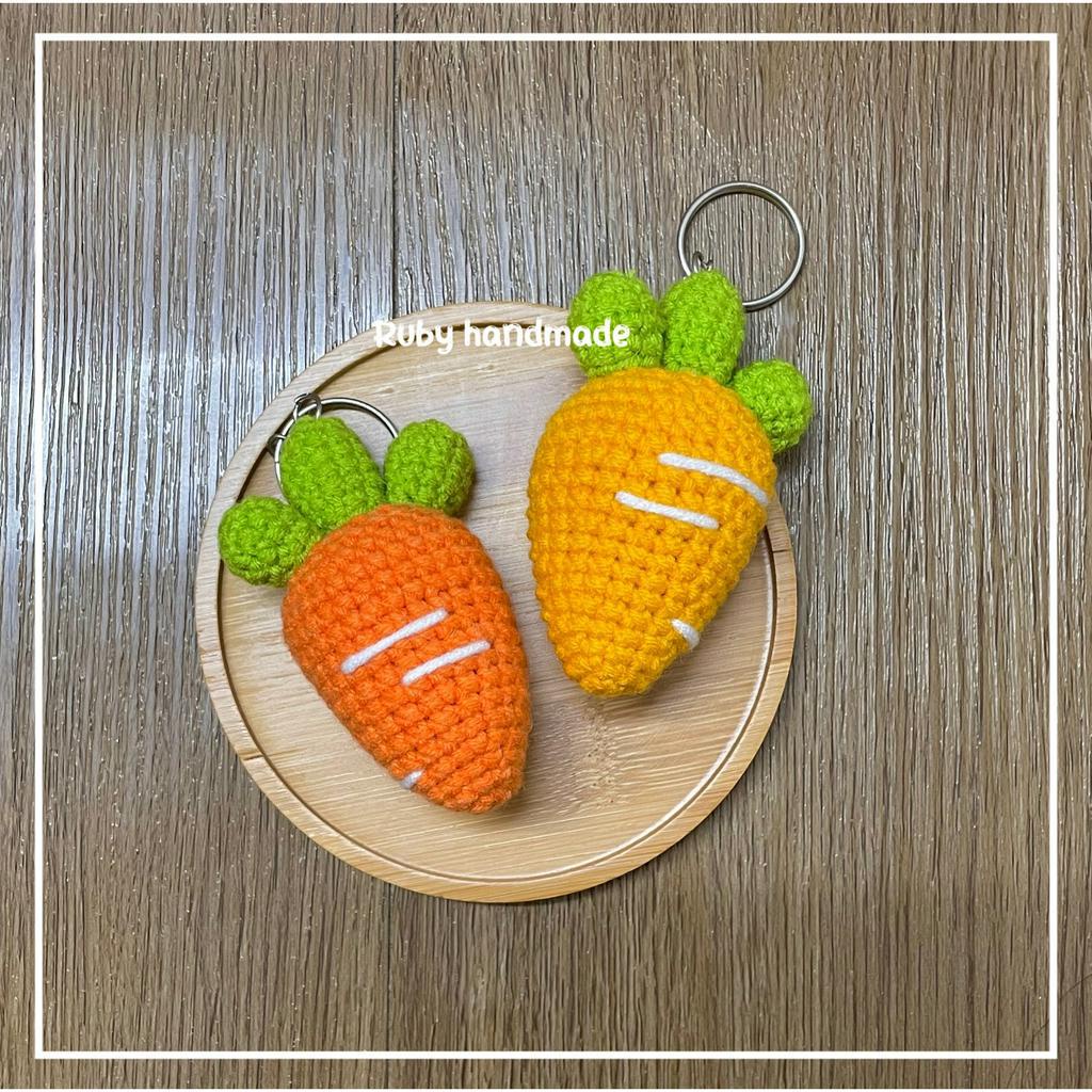 Móc khoá cà rốt len handmade trang trí làm quà tặng