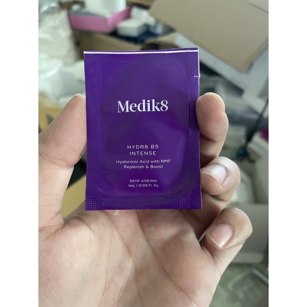 sample Tinh Chất Cấp Ẩm Và Phục Hồi Da Medik8 Hydr8 B5 Intense