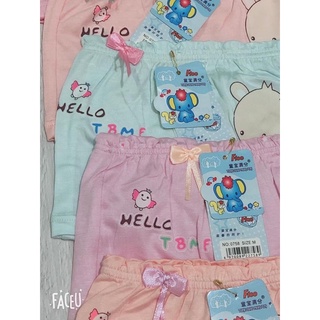 quần đùi mặc đầm cho bé