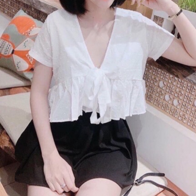 Áo kiểu Bae tee babydoll Áo kiểu vải xô hột tay ngắn nơ ngực Trắng