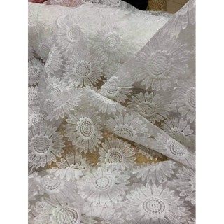 vải ren hoa cúc