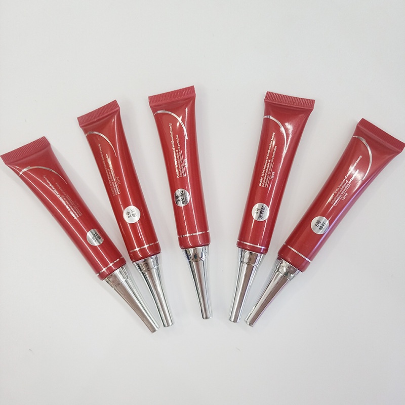 Dưỡng Môi KÍCH MÀU Dưỡng Kích Màu Garby sau phun xăm.