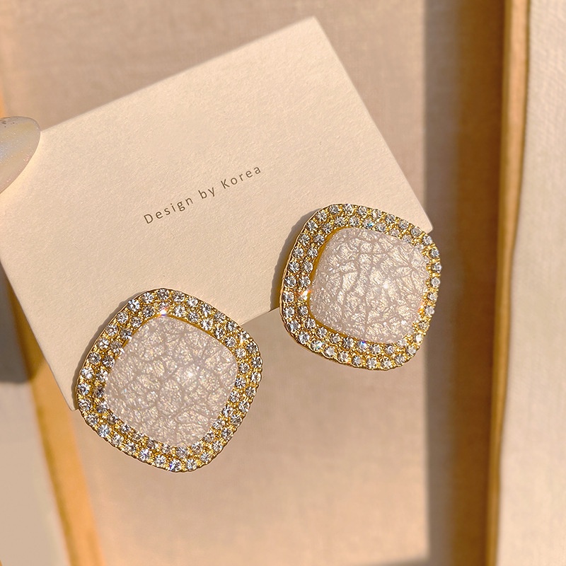 Bông Tai Hình Vuông Phong Cách Pháp Cổ Điển Thời Trang Cho Nữ