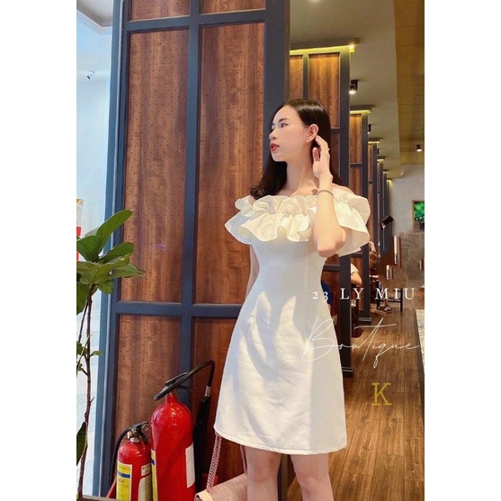 ĐẦM TRẮNG TRỄ VAI PHỐI BÈO GB4 XINH LẮM