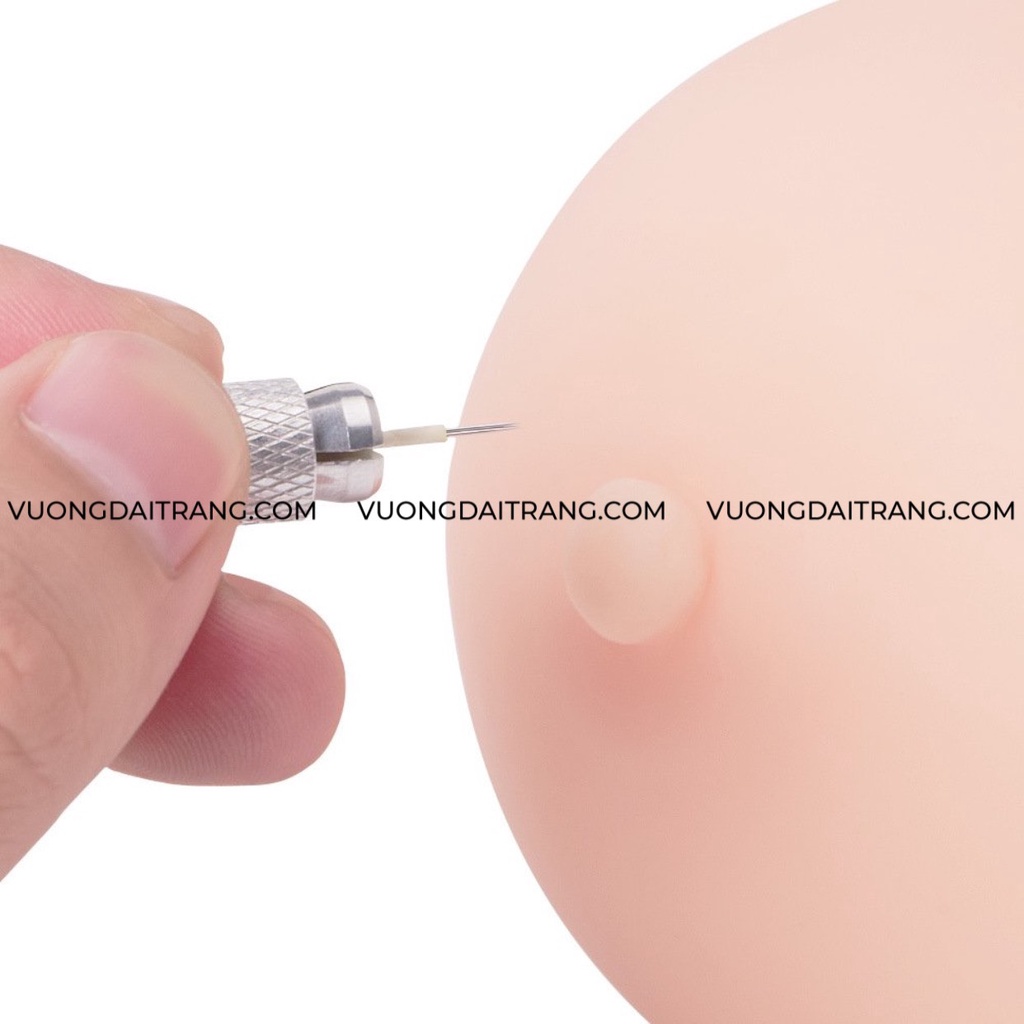 Khuôn ngực silicon tập phun xăm