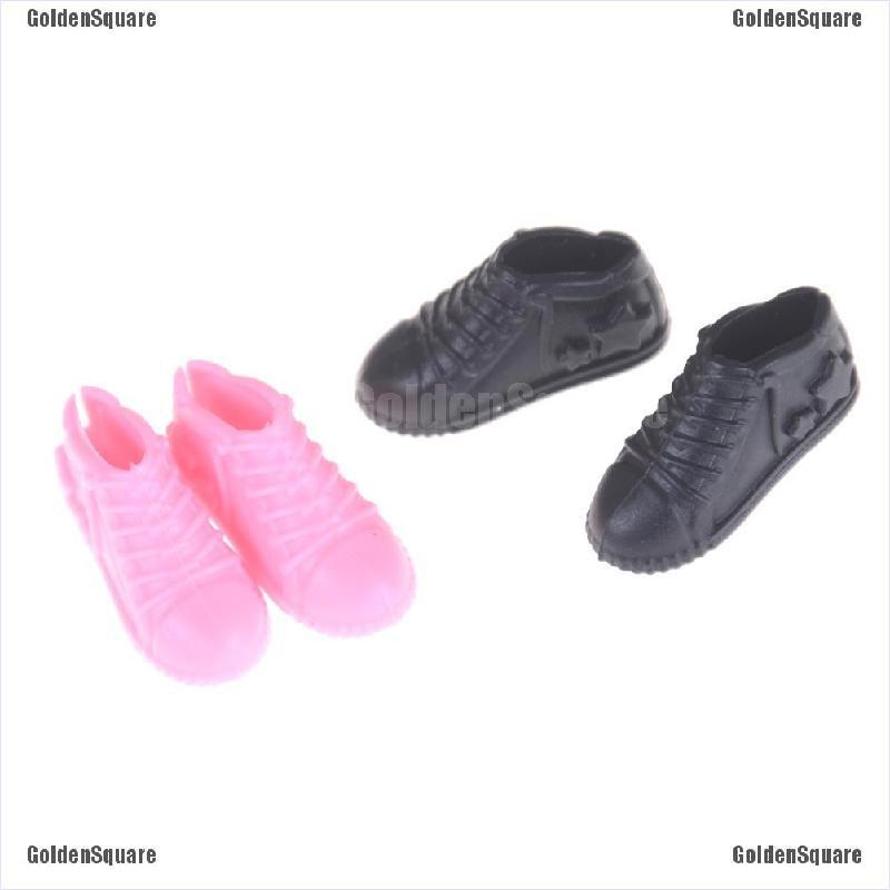 Bộ 4 Giày Sneaker Mini Đáng Yêu Cho Búp Bê Barbie
