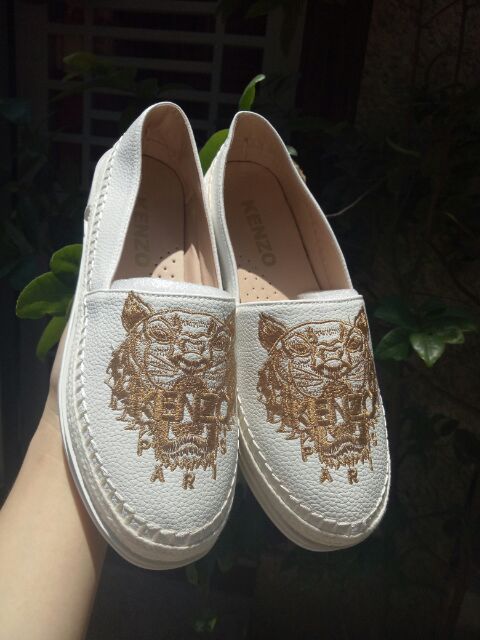 Giày lười hổ siêu cá tính