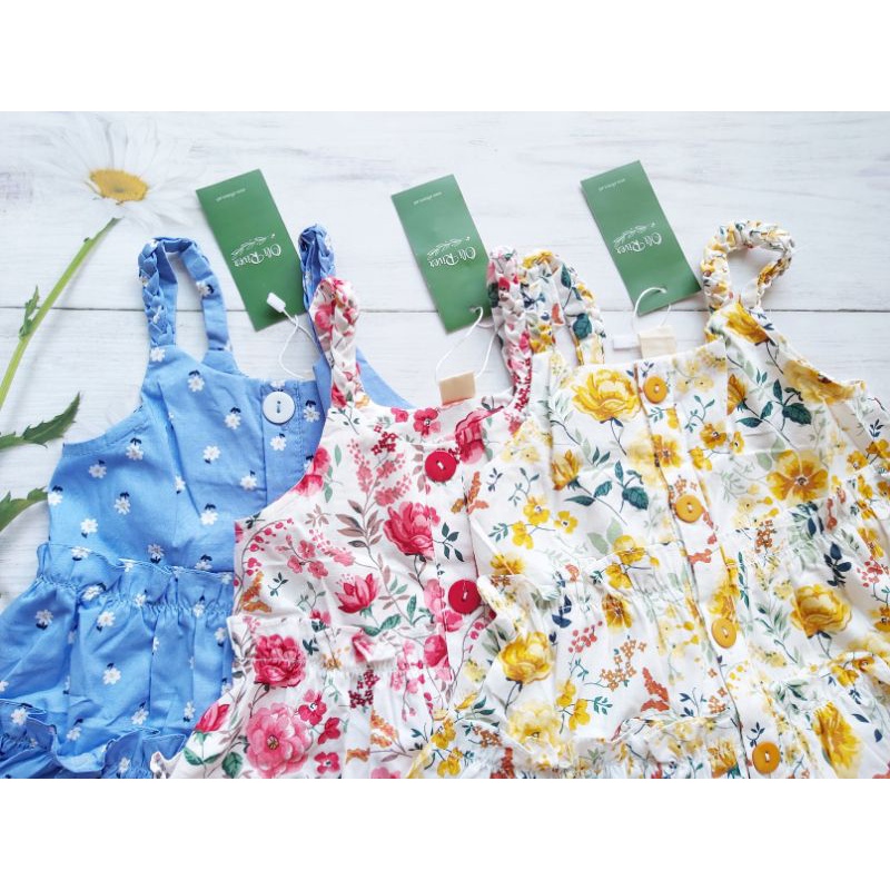 Váy đầm 2 dây dáng xòe chuẩn hãng Oli river