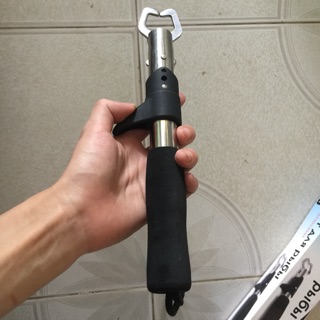 Kìm kẹp cá