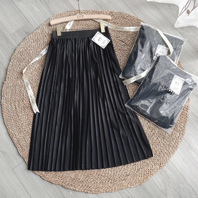 CHÂN VÂY XẾP LY DÀI SALE TRI ÂN