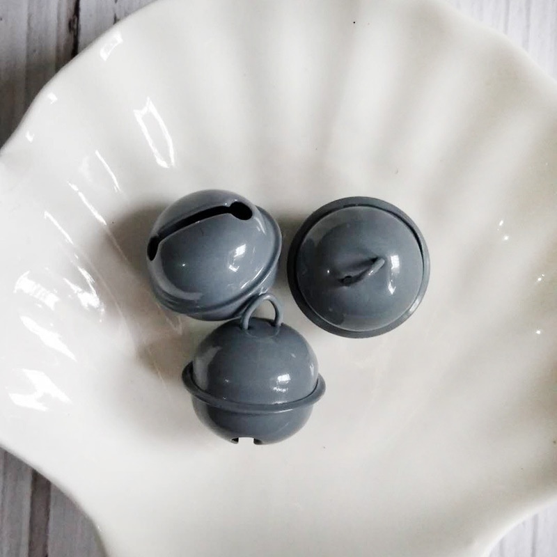 Chuông gắn vòng cổ thú cưng làm từ sắt nhiều màu sắc tùy chọn dễ thương