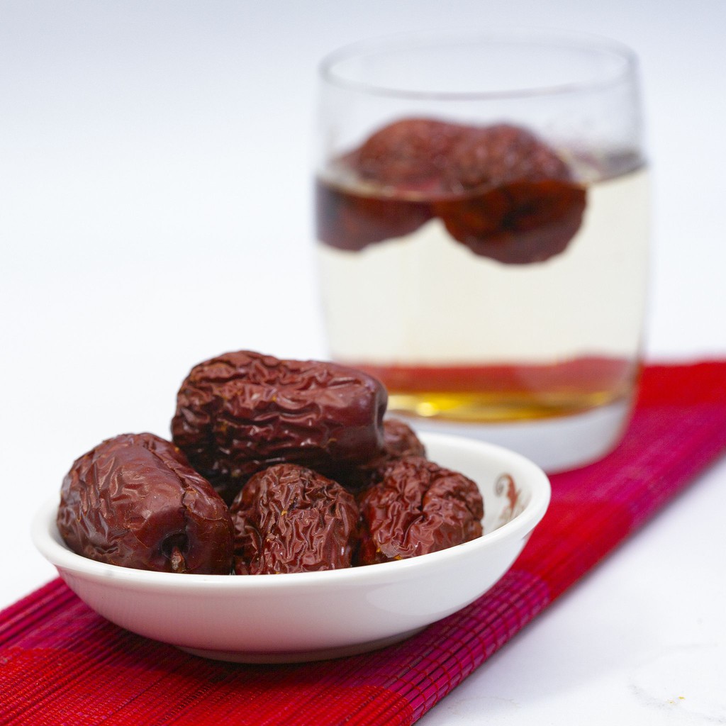 Táo đỏ sấy khô gói 100g | BigBuy360 - bigbuy360.vn